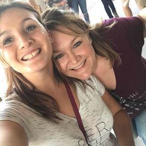 Meet your Posher, Christy